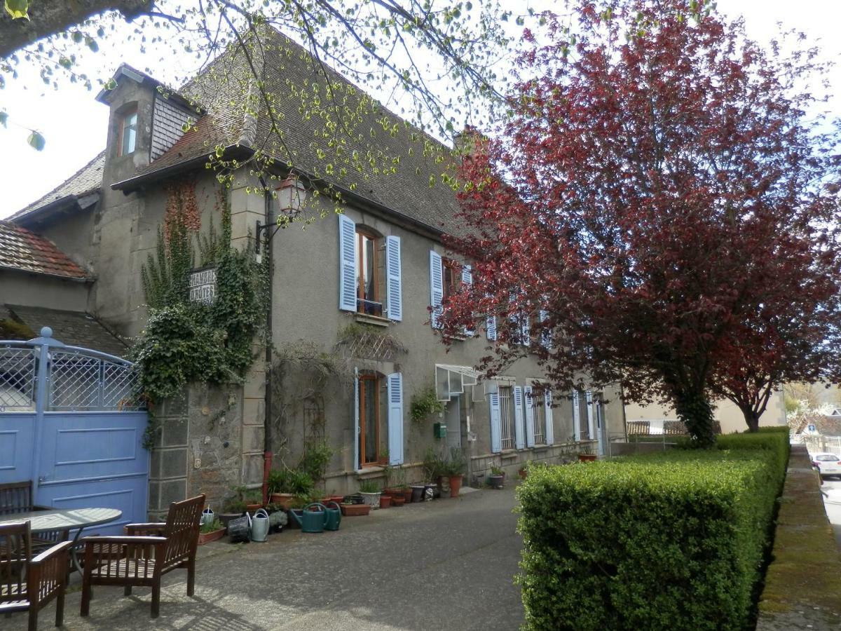 3 Place Des Arbres, Chambres D'Hotes, Felletin 外观 照片